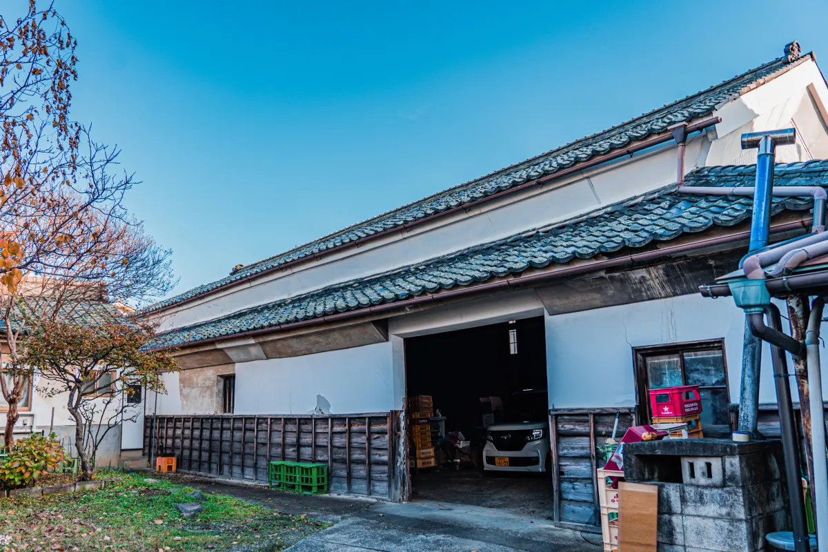 酒屋の倉庫として使われていた蔵
